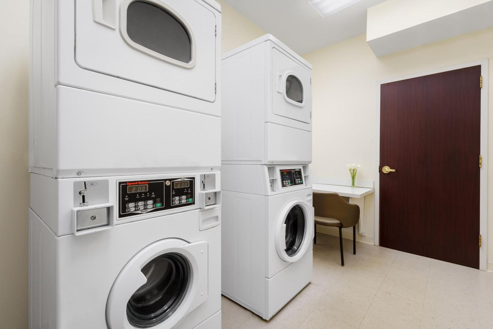 Springhill Suites Manchester-Boston Regional Airport Kültér fotó