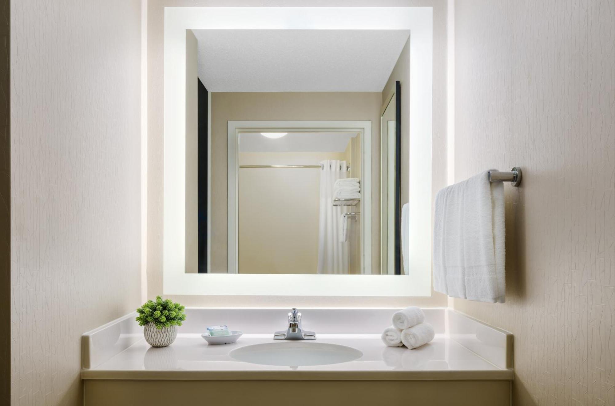 Springhill Suites Manchester-Boston Regional Airport Kültér fotó