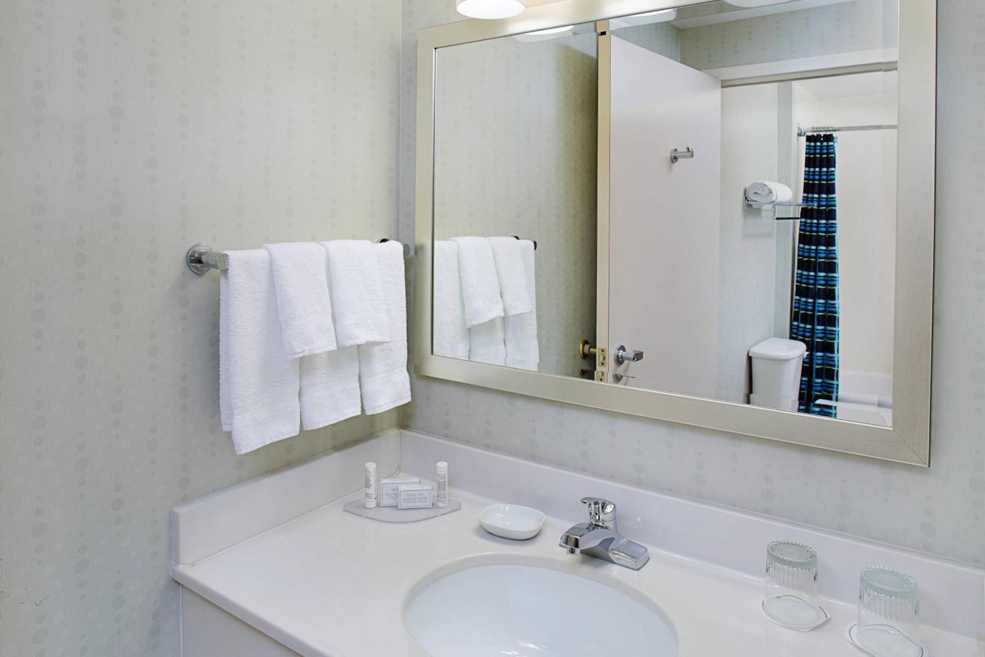 Springhill Suites Manchester-Boston Regional Airport Kültér fotó